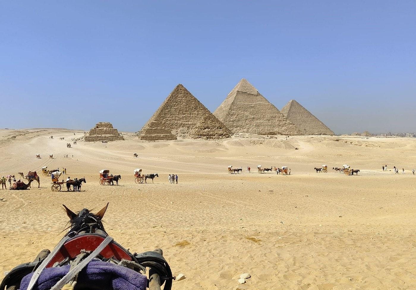 Hurghada: Cairo Day Trip by Flight, Pyramids, Sphinx & Museum - Hurghada Cairo Flight