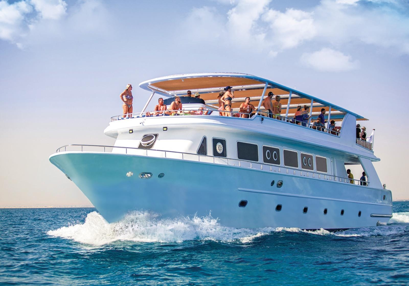 Sharm El-Sheikh: Luxury Ras Mohammed & White Island Cruise - Sharm Sheikh Ras