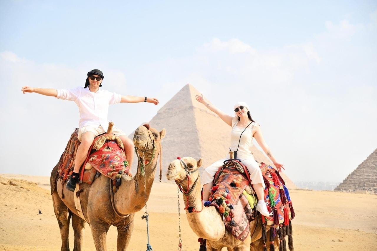 Hurghada: Cairo Pyramids, Sphinx, Museum Day Tour with Lunch - Hurghada Cairo Pyramids (Photo 1)